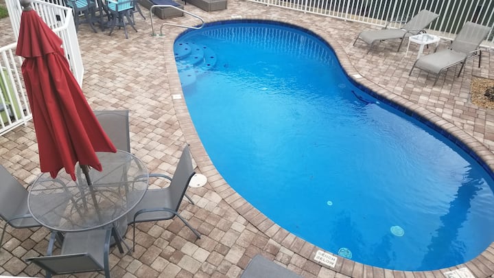 Water Views, Pool, Private Boat Dock, Walking Distance To Times Square - Fort Myers Beach, FL