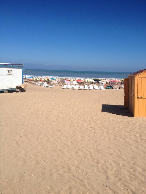 PLAGE A 1 MINUTE A PIED ( vide va partir de septembre )