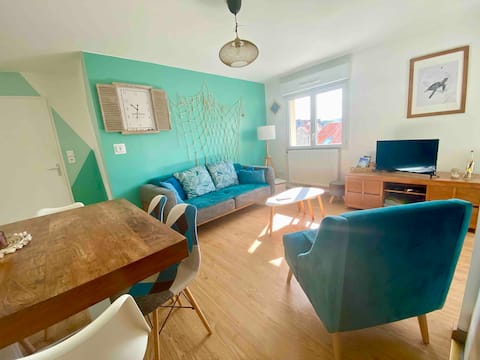 Successful Airbnb property: Fl'Heurt de Mer at the foot of the beach, sea view in Le Portel