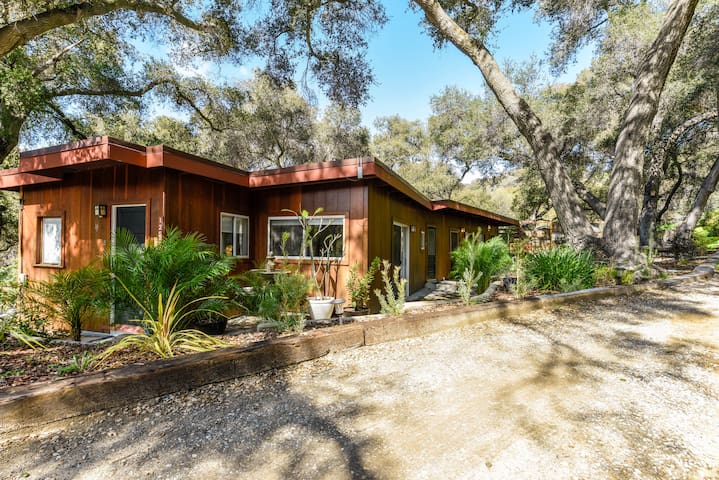 Unique Topanga Retreat 3-Building Compound