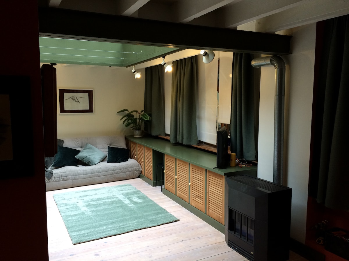 Top Airbnb: Charming garden studio in the historic center in Gent