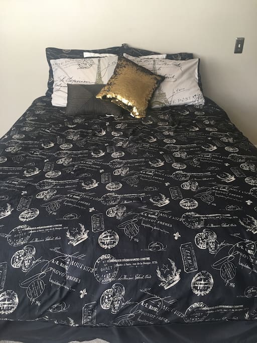 Queen Size Bed for 2