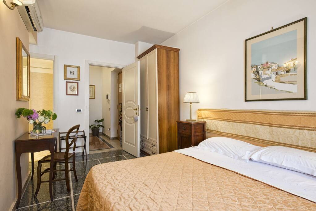 orange bedroom
