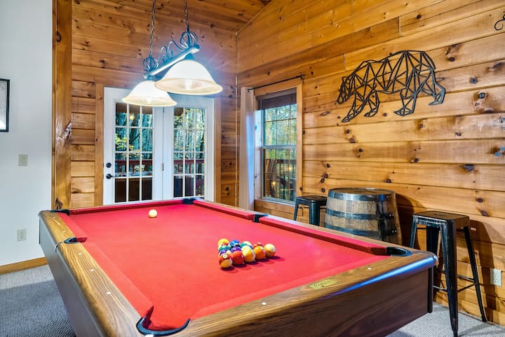 طاولة بلياردو