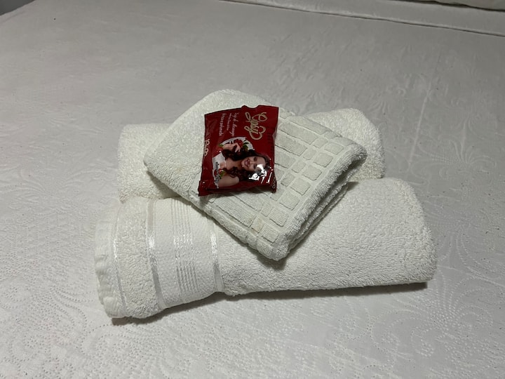 Fornecemos roupas de cama mesa e banho