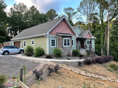 Smoky Mountain Getaway!