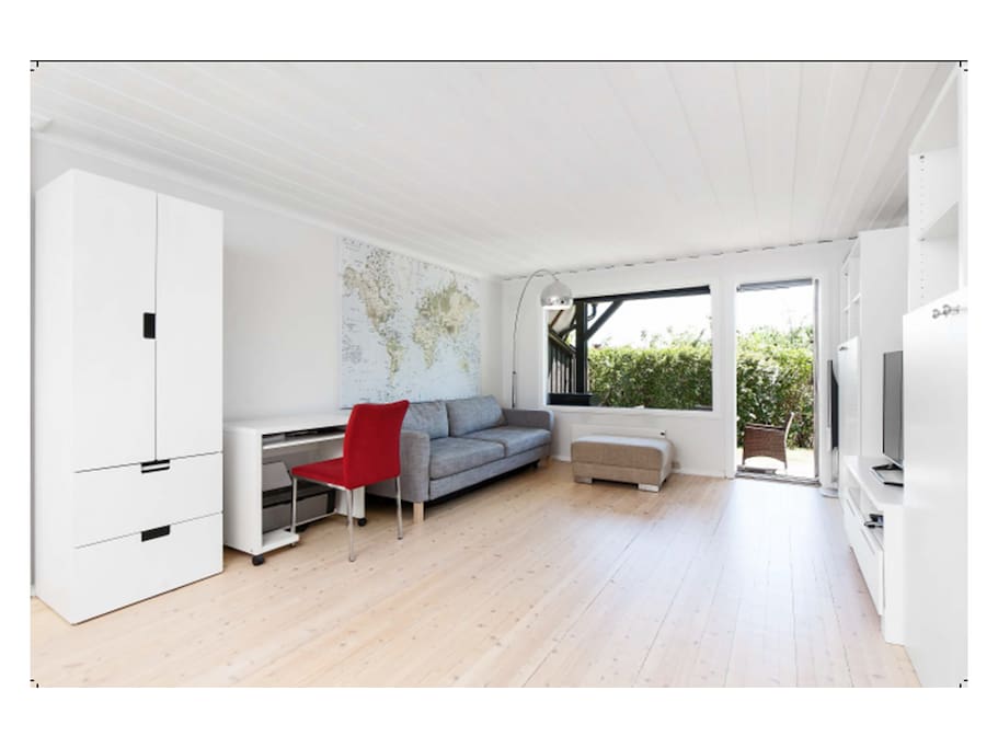 The studio is altogether 41 sqm.