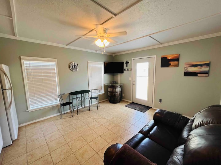 Arroyo Casitas - Santa Monica, TX
