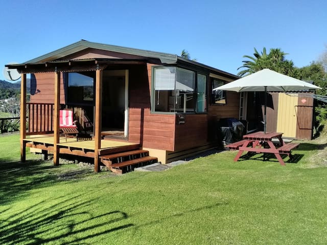KIWI COTTAGE