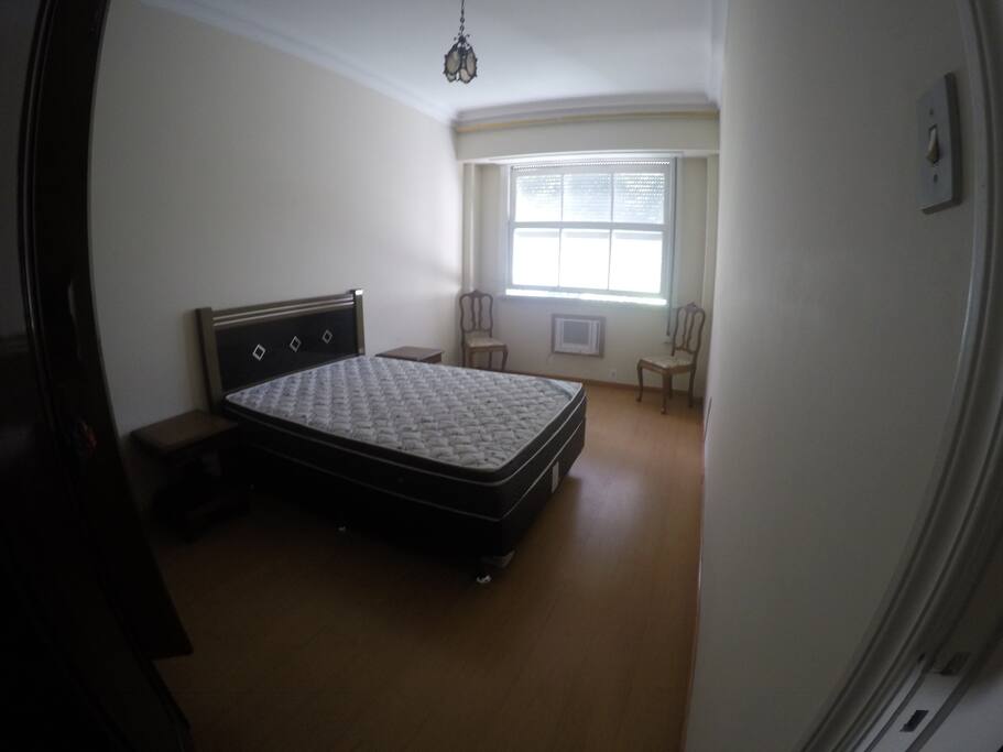 Quarto 2 Frente