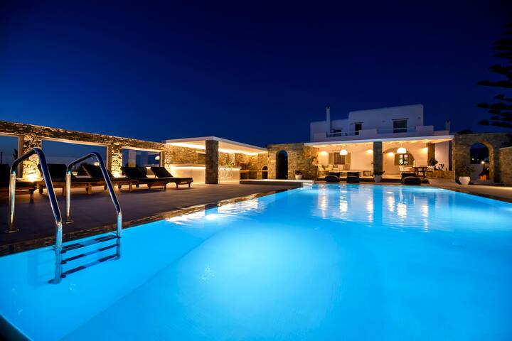 Zoe & Zen Villa with Private Pool gallery image 3