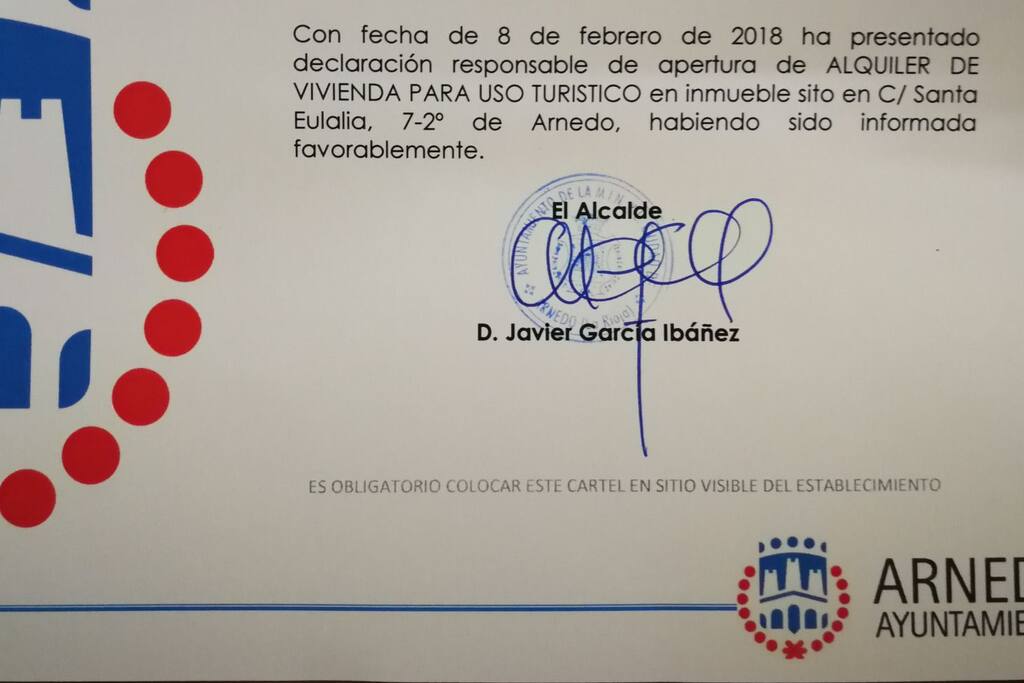 Documento acreditativo emitido por Ayuntamiento