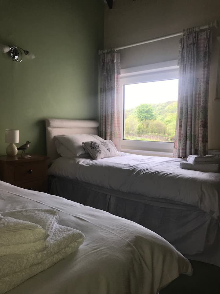 საძინებელი 2