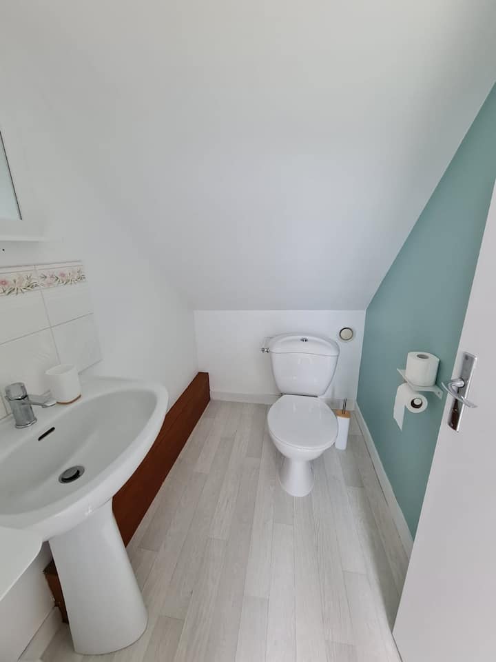 Spavaća soba 2 Tuš-kabina