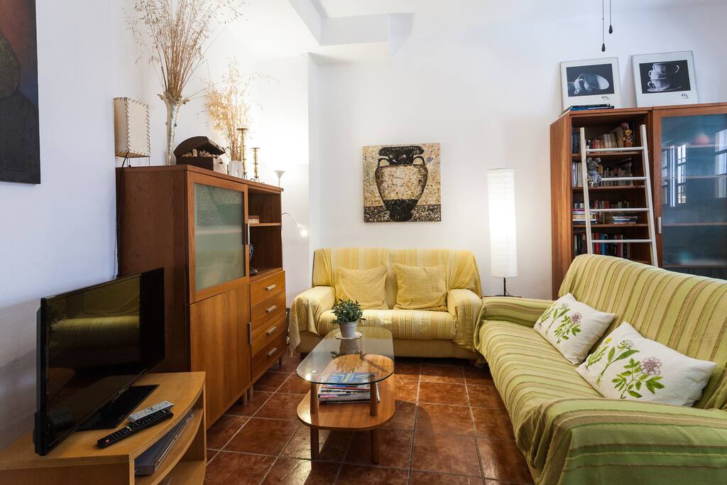 Salón planta baja con aire acondicionado