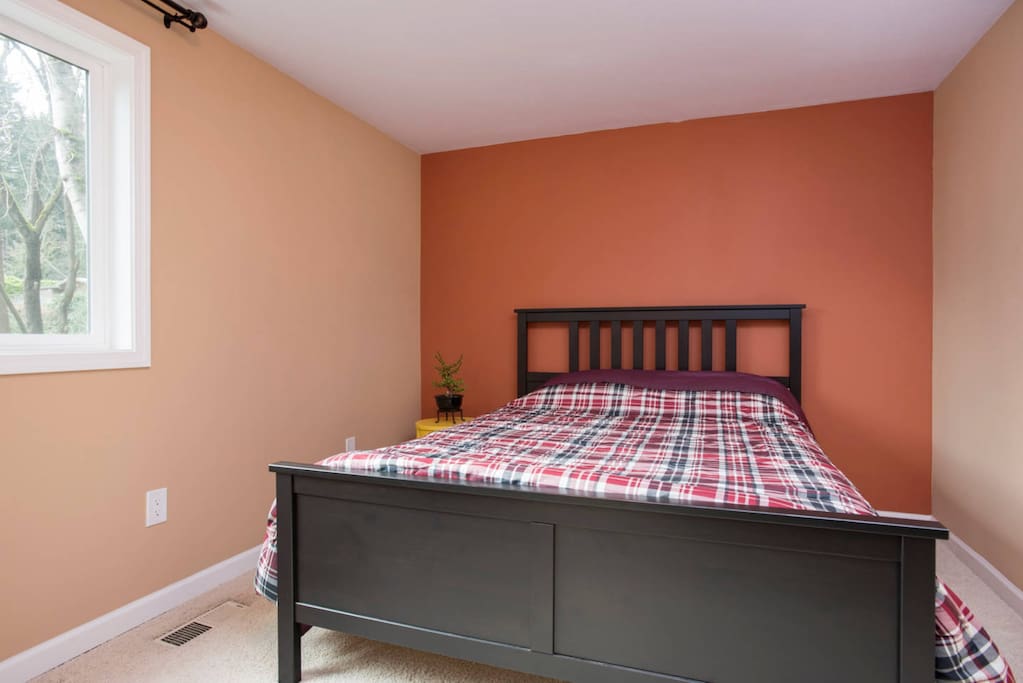 The queen bed