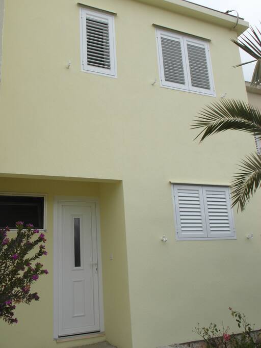 Townhouse entry