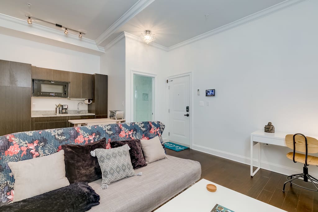 Living room / kitchen