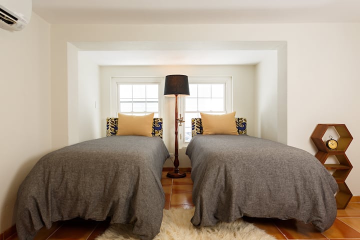 Sunrise Bedroom 3