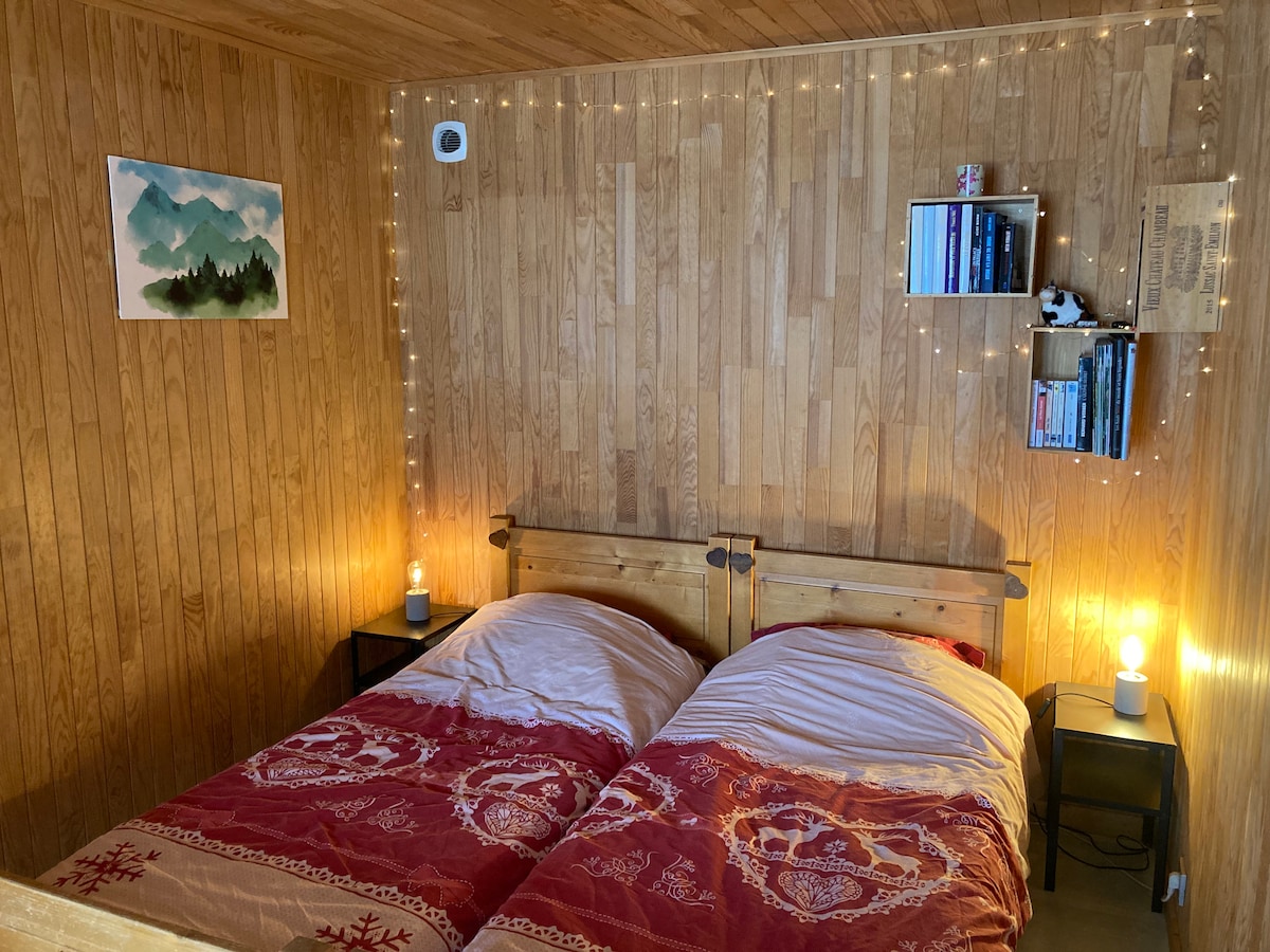 Единечни кревети кои може да се спојат ако е потребно