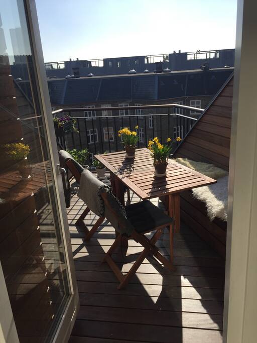 Roof top terrace, a lot of fresh air on top of the City.