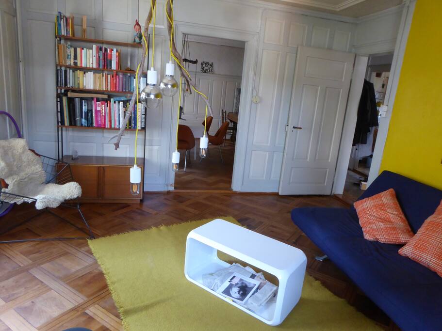 Wohnzimmer / Living Room