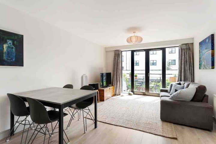 “Old City” Apartment - The Quiet End Of Temple Bar - ダブリン