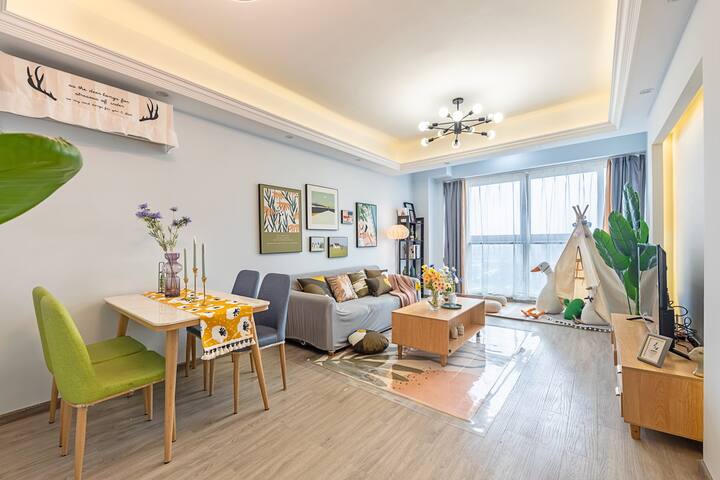 双地铁口独立三房/欧美金融城EFC/西湖/西溪湿地/阿里巴巴/飘窗家庭亲子套房可做饭/梦想小镇落地窗