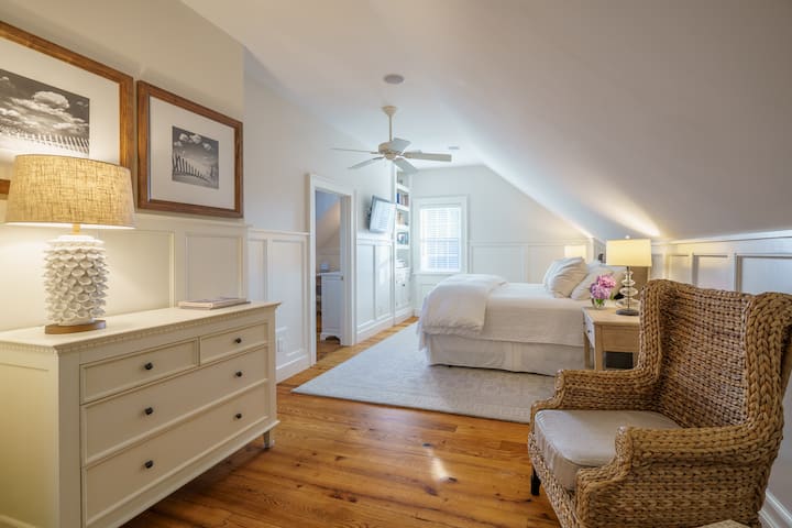 غرفة نوم 1 سرير كينج 