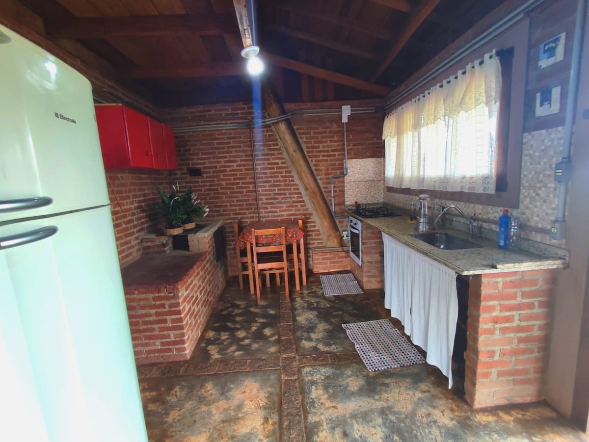 Airbnb em destaque: Queen Bee Hut em Bueno Brandão