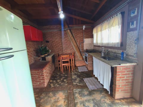 Top performing Airbnb: Queen Bee Hut in Bueno Brandão