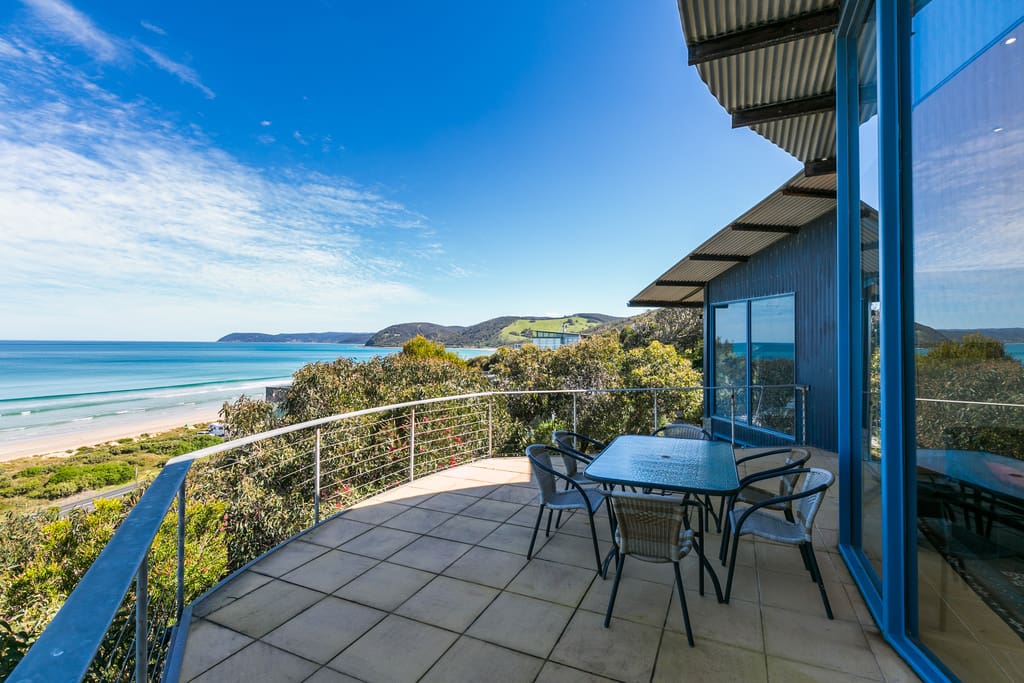 BALCONY WITH VIEWS