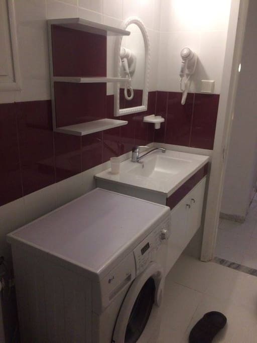 BATHROOM
badezimmer