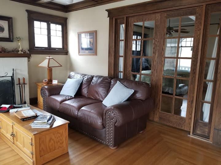 Two Bedroom Upstairs Suite - Deadwood, SD