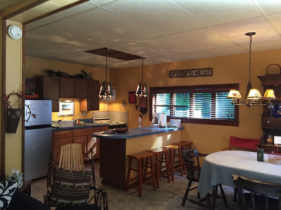 Kitchen with breakfast bar