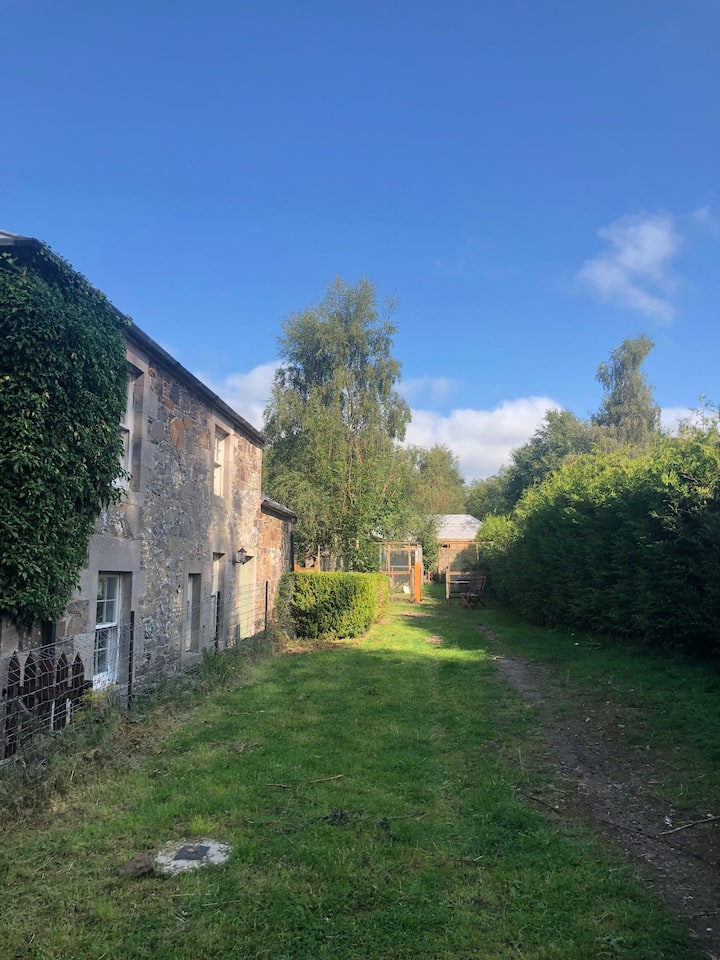 Biggar Holiday Rentals & Homes Scotland, United Kingdom Airbnb