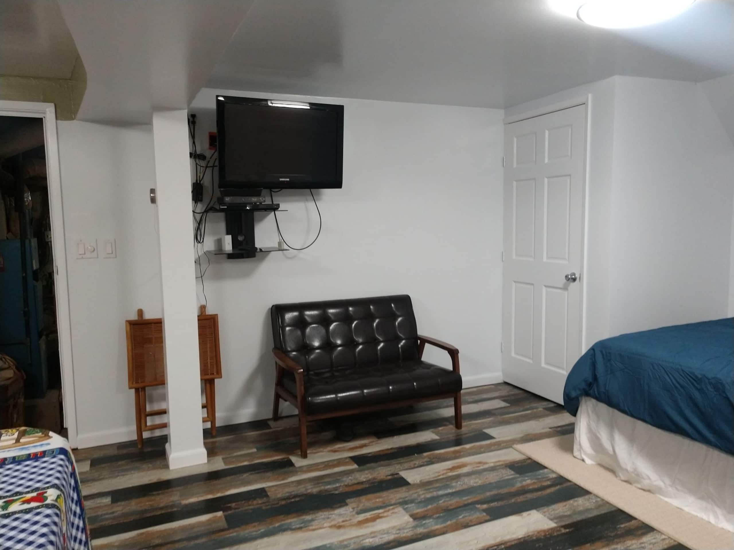 Sunnyside Bayview Heights Suite - Image 1