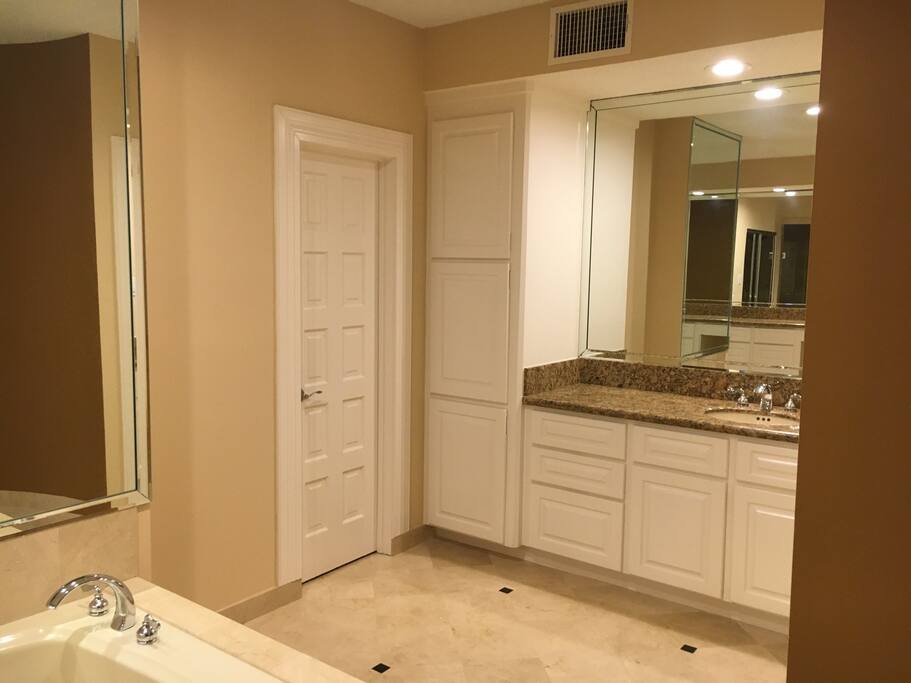 Right side wash stand.
