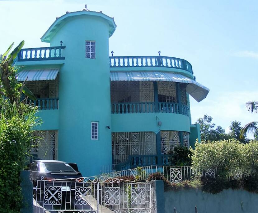 The Topaz Dream Palace - learn about the fairy tale origins of its name...