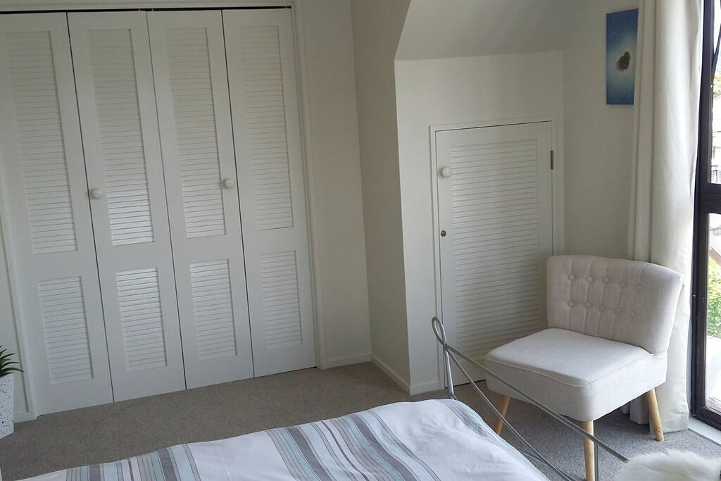 Wardrobe and Lockable Cupboard for Luggage