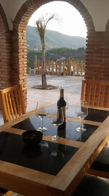 Al Fresco dining with views