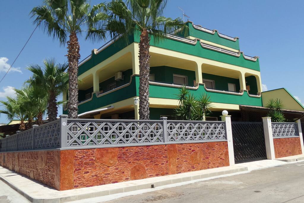 Esterno