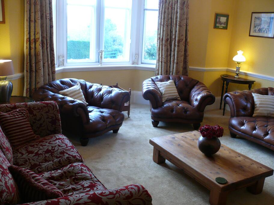 Guest lounge