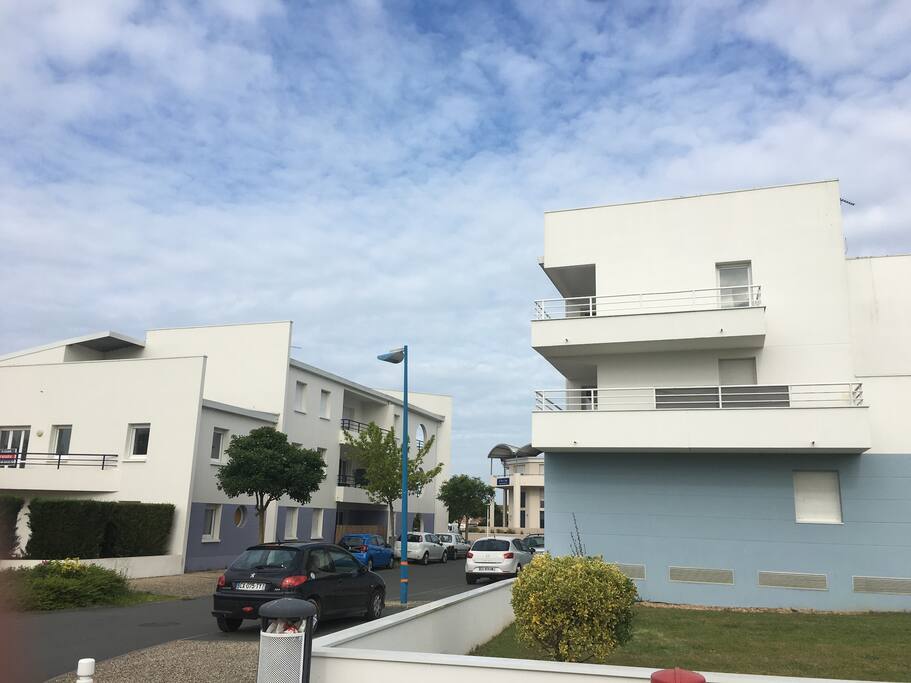 L'appartement se situe au 2nd et dernier étage