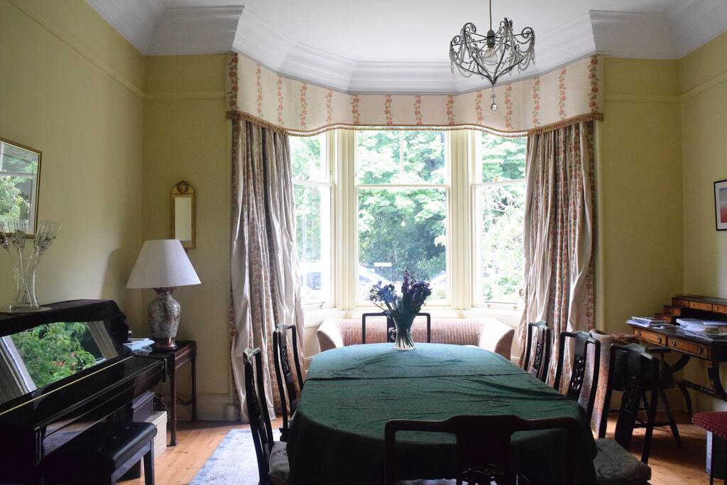 Breakfast room