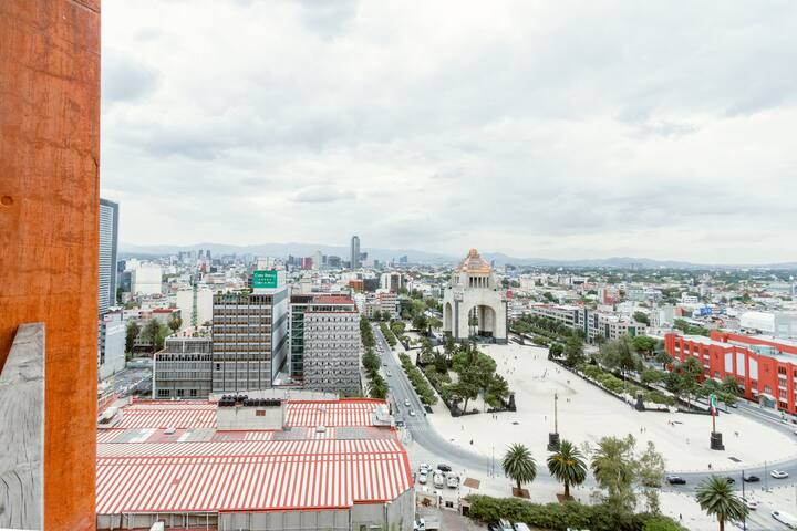 2BR| 2BA Reforma Avenue| Pool |Gym| King Bed gallery image 3