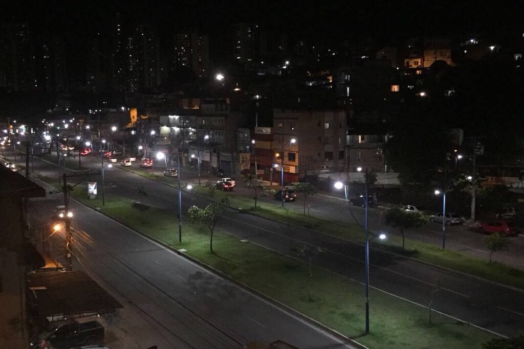 A casa se localiza na Av Vasco da Gama, na principal, após o Vasco da Gama Plaza.