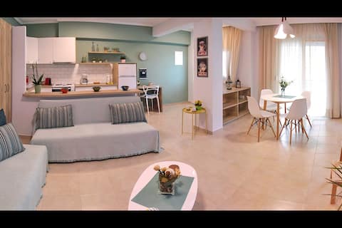Top Airbnb: HELIANTHOS VILLA - APARTMENT 4 in Περιφέρεια Ανατολικής Μακεδονίας και Θράκης