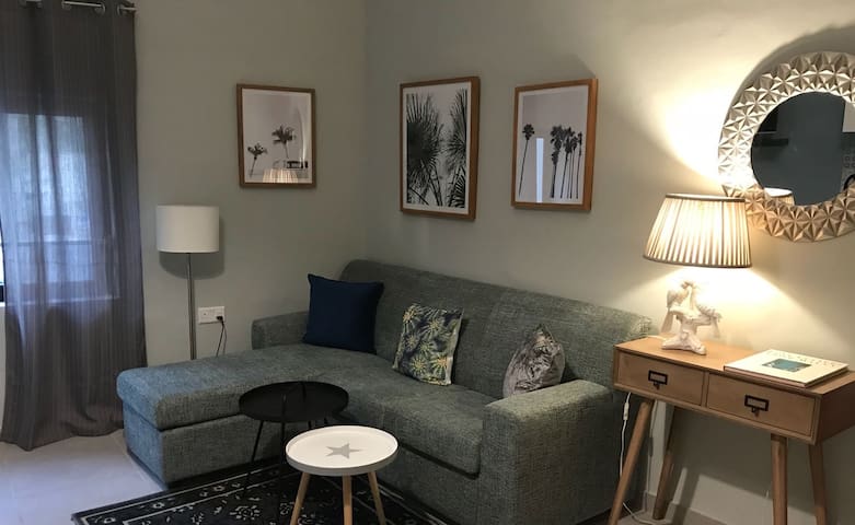 St. Julians Apartment - Central & Super Cosy