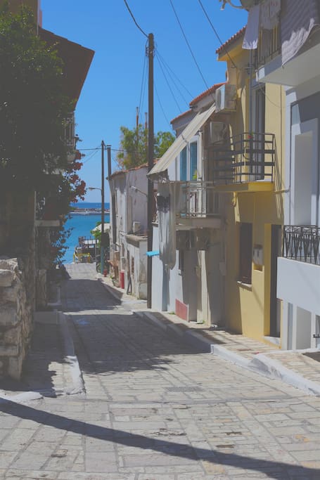 next to Pythagoreio harbour!